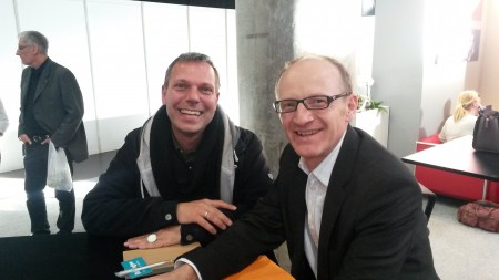 Ingo Hampe, one of the coaching session winners, with one of the Beemgee founders, Olaf Bryan Wielk.